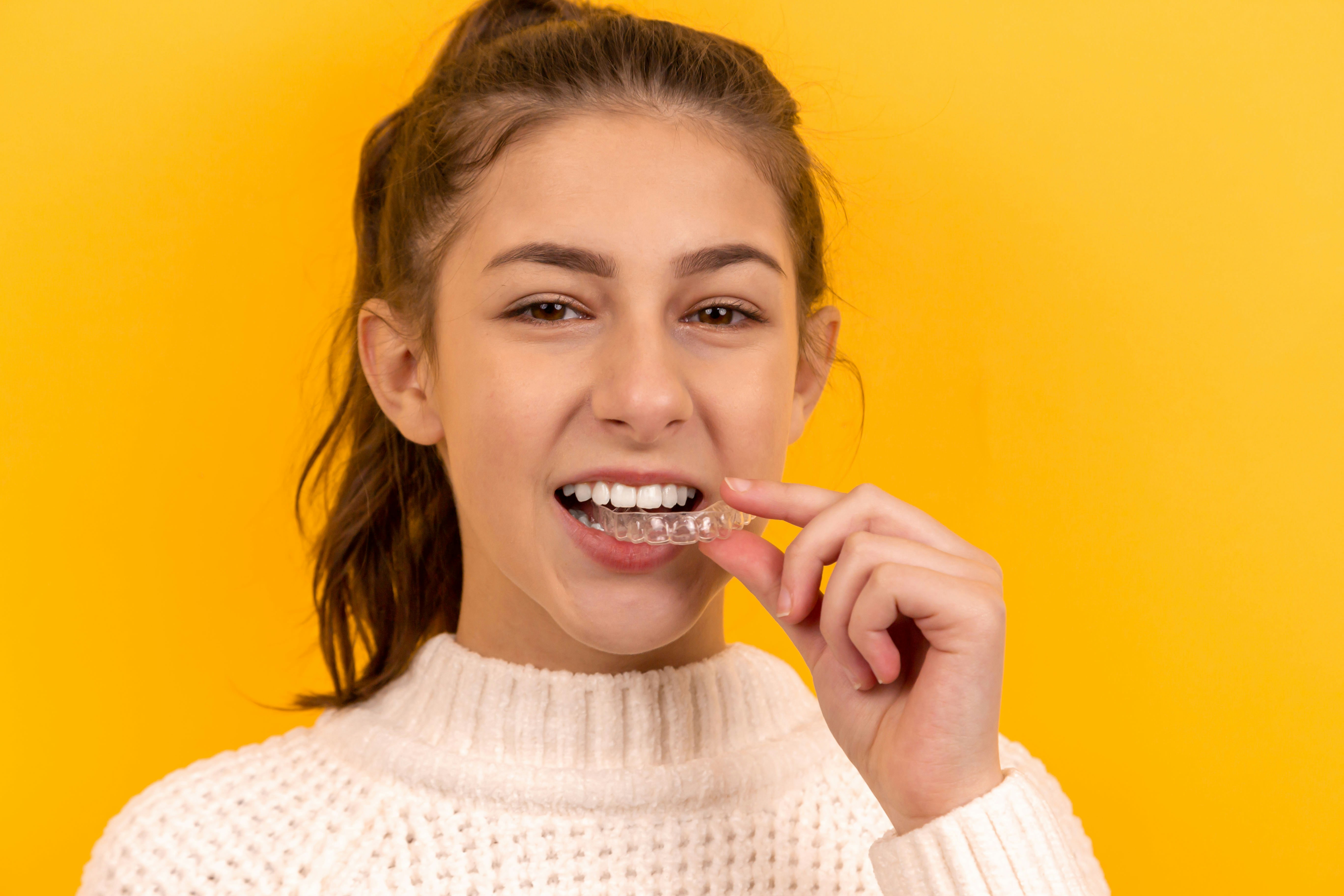 Orthodontic appliances UK serices,fixed and functional orthodontic devices
